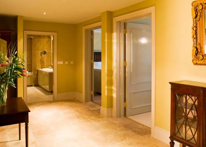 Knockranny House & 4*